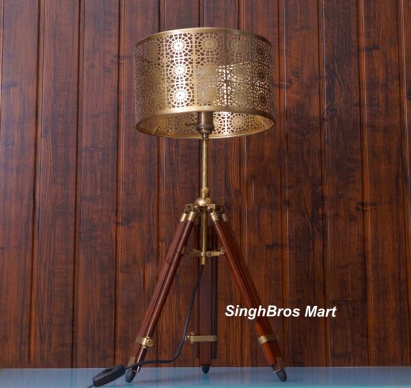 Collectable Vintage Tripod Table Lamp & Industrial Nautical Lamp Shade - Image 5